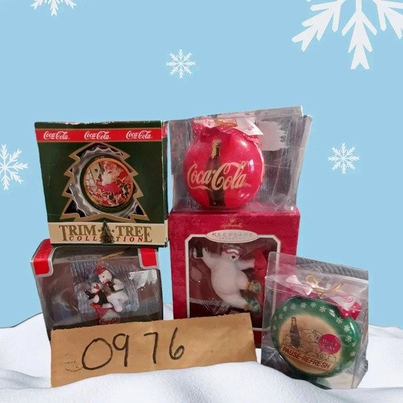 Coca-Cola Trim a tree & hallmark collection lot of 5 christmas ornaments - Picture 11 of 11